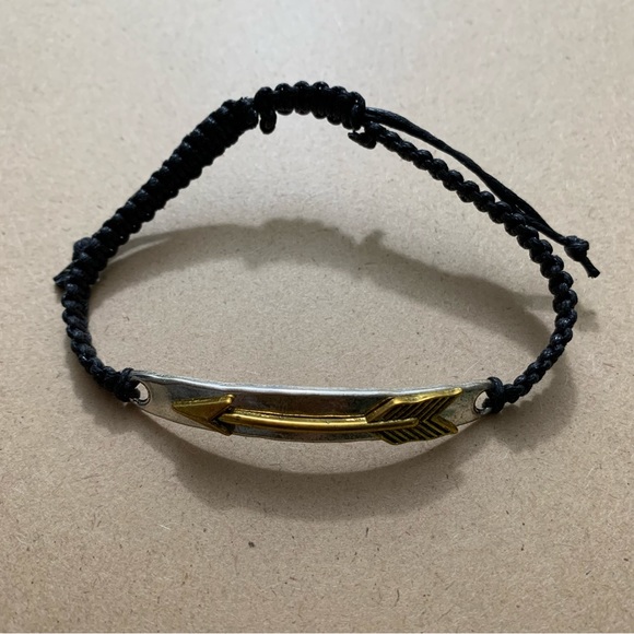 🔥5/$20🔥 Arrow Necklace and Macrame Bracelet New and Handmade - Picture 4 of 5